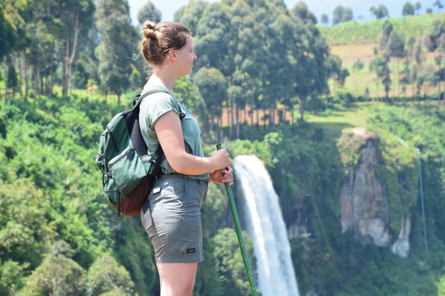 1 Day Sipi Falls Hike and Community Coffee Tour - Why the local guide matters on the trail