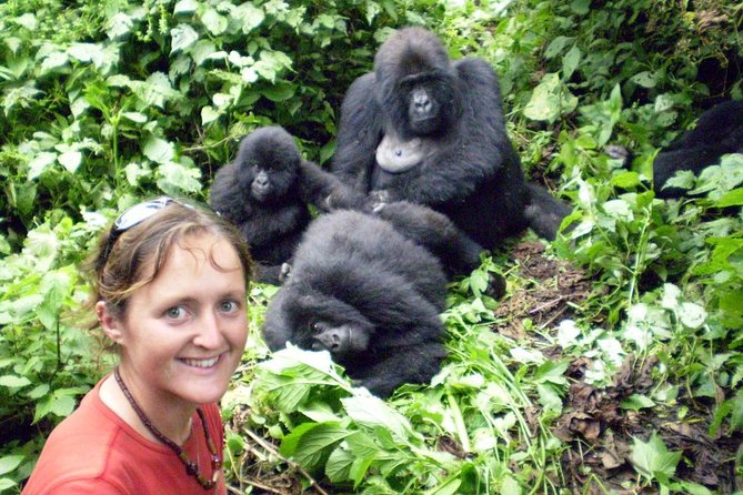 3 days Uganda Gorilla safari tour with relaxation on Lake Bunyonyi - What the $1,676.93 price includes