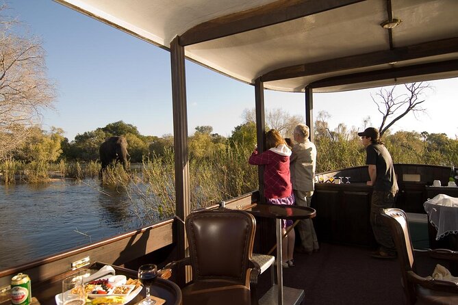 8-Day Classic Uganda Primates & Wildlife Tour - Day 6: Queen Elizabeth game drives and the Kazinga Channel