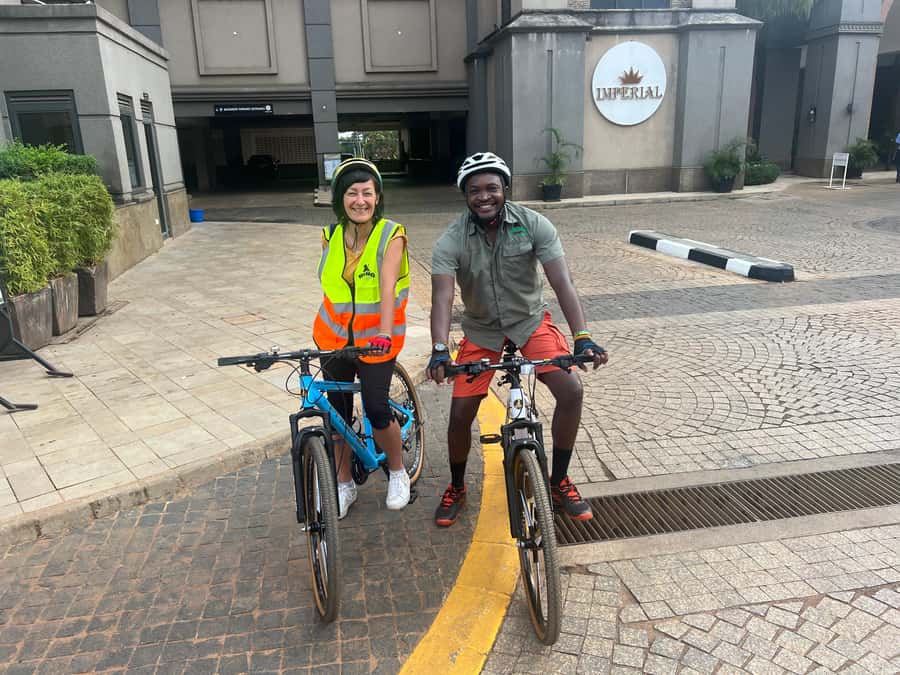BEST OF ENTEBBE BIKE CYCLING TOUR - Reptile Village in Katabi