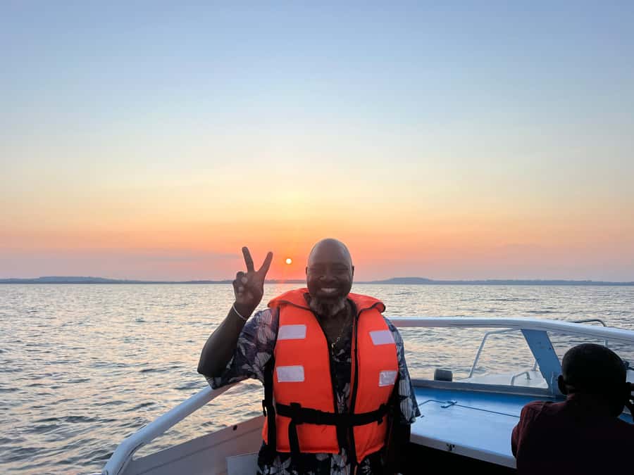 Entebbe: Equatar Line Tour & Victoria Lake Sunset Boat Ride - Key points to know before booking