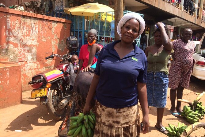 Equator Tour (Airpals Safaris tour) - Leaving Kampala for Kayabwe