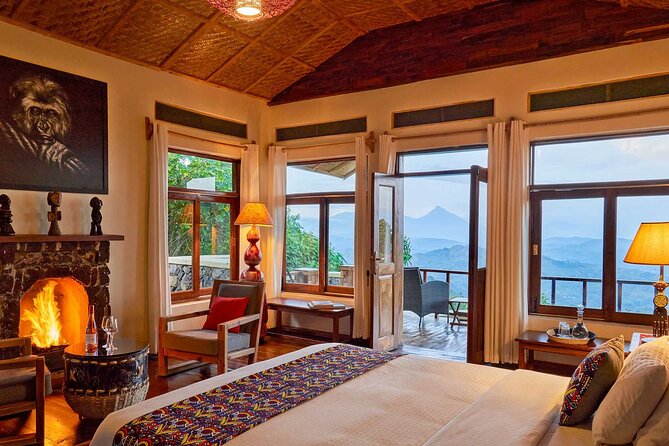 Gorilla Safari Holiday - Gorilla trekking in Bwindi: the day that sets the pace