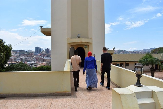Kampala City Tour - Full Day - Starting in Kampala CBD, with markets and national institutions
