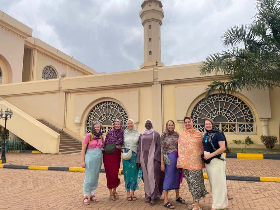 Kampala: Guided City Walking Tour with Gadaffi Mosque - Kampala Road and the first city views
