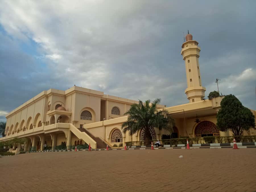 Kampala: Luxury City Tour with Hotel Pickup and Drop-Off - A full day designed around Kampala’s big stories