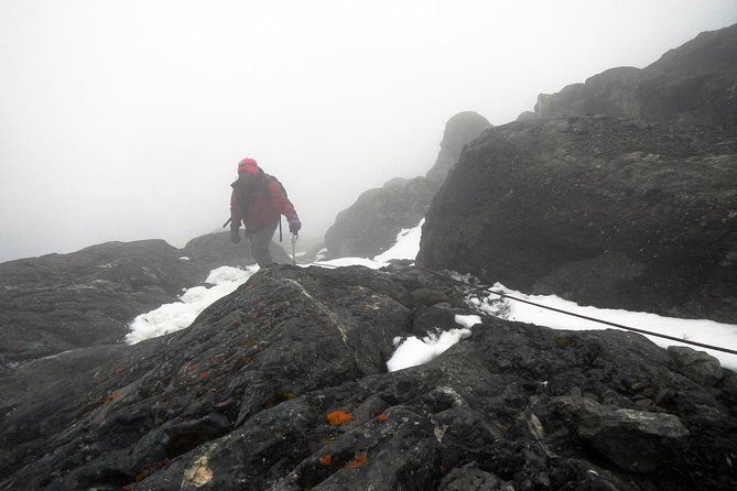 Mountain Rwenzori Trekking Uganda 9 Day Safari - Day 1: Kampala, the equator, and the road to Kasese