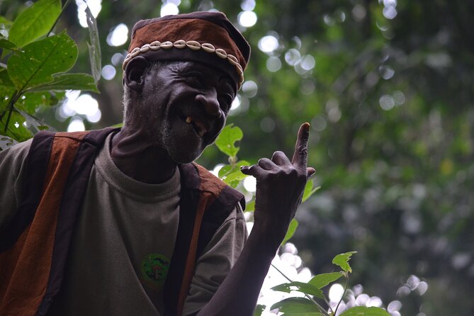 Private 4 Days Gorilla Trekking Tour and Lake Bunyonyi Visit - Private travel, timing, and physical demands