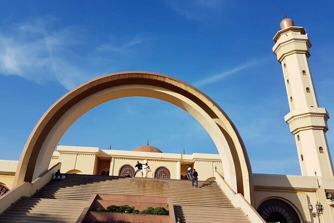 Tombs, King’s palace & Gaddafi mosque walk (Airpals Safaris tour) - Why this Kampala walk works so well