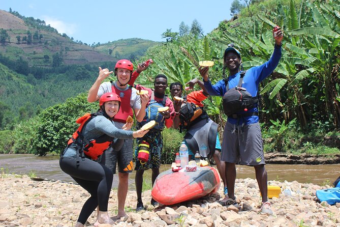 Uganda Jungle Rafting - A guide team that puts safety first